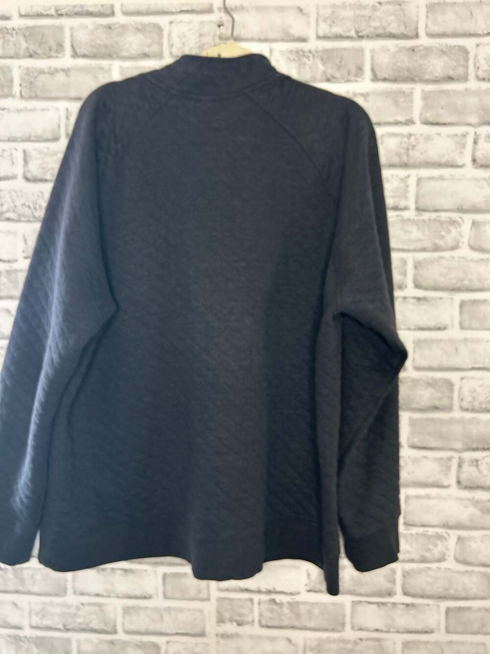 Gerry Men's Black Textured Pullover Hoodie - Picture 5 of 5
